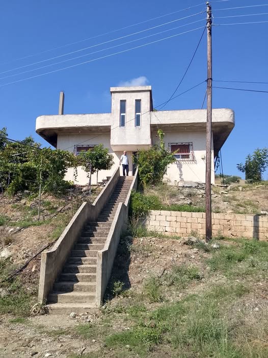 مزرعة للبيع في السرسكية