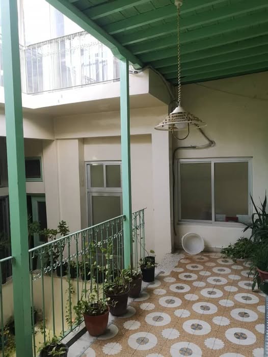 8-Bedroom House for Sale in Damascus · 110 m²