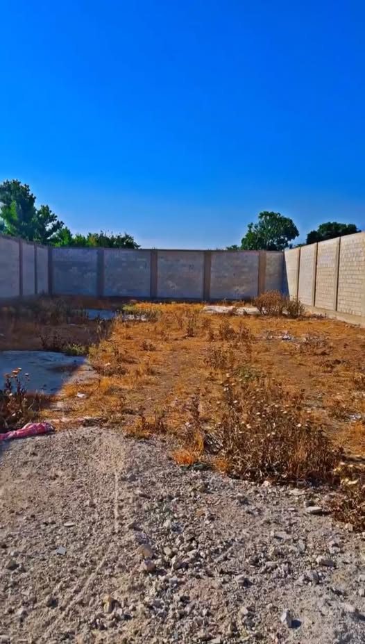 Land for Sale in Rural Damascus · 850 m²