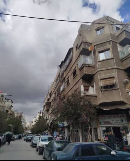 منزل للبيع في المجتهد – 105 م² – 3 غرف وصوفا