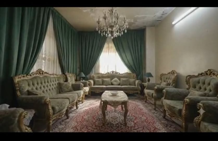 شقة للبيع في الشعلان – 190 م² – 5 غرف ضمن بناء فرنسي