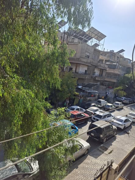 4-Bedroom Apartment for Sale in Damascus · 150 m² — photo 2