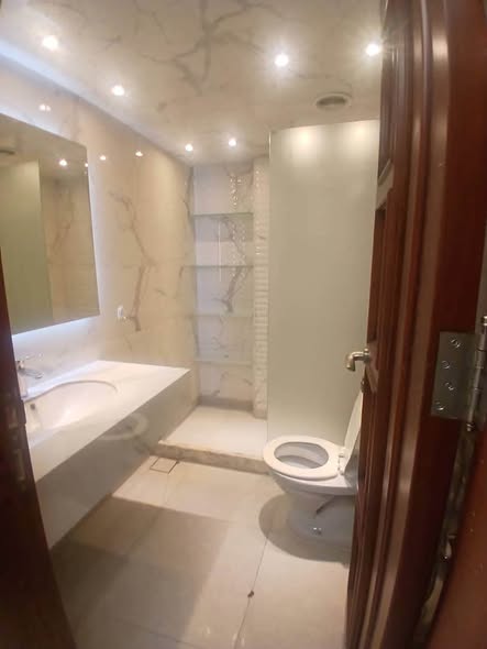2-Bedroom House for Sale in Al-Muhajireen, Damascus · 90 m² — photo 7