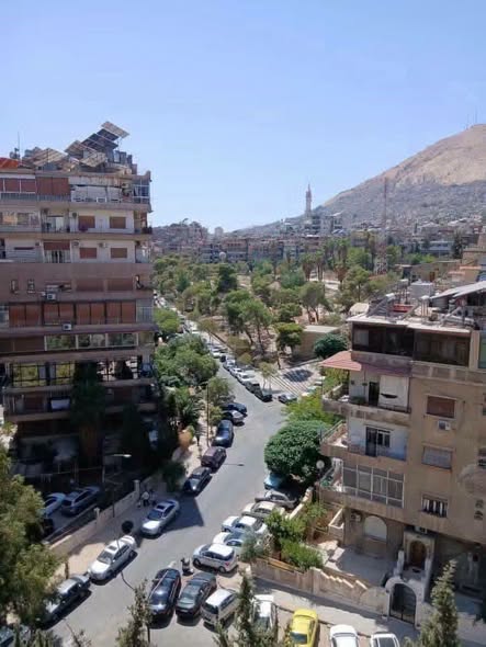 3-Bedroom Apartment for Sale in Al-Fayha, Damascus · 165 m²