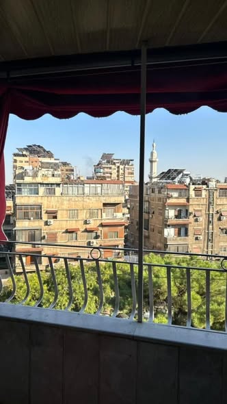 Apartment for Sale in Rukn al-Din, Damascus · 135 m² — photo 2