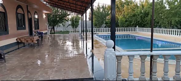 مزرعة مع مسبح للإيجار اليومي في حرستا