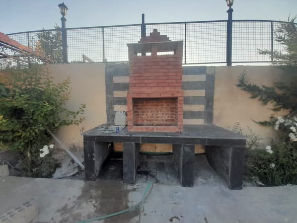 مزرعة الرقي في مضايا مع مسبح 12×5