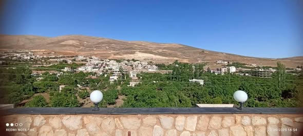 فيلا للإيجار في الزبداني – 3 غرف وصالون