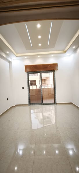 شقة للبيع في حرستا – 150 م² – 3 غرف وصالون