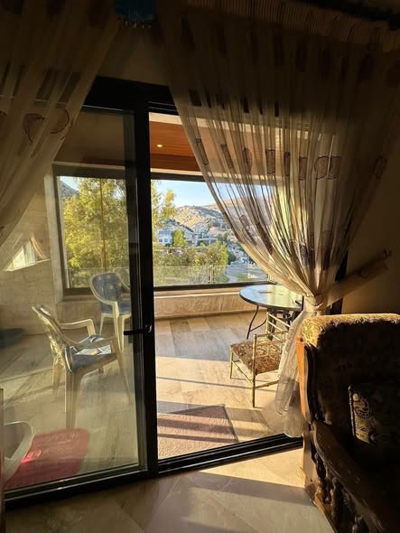 Apartment for Sale in Al-Malki, Damascus · 180 m² — photo 2