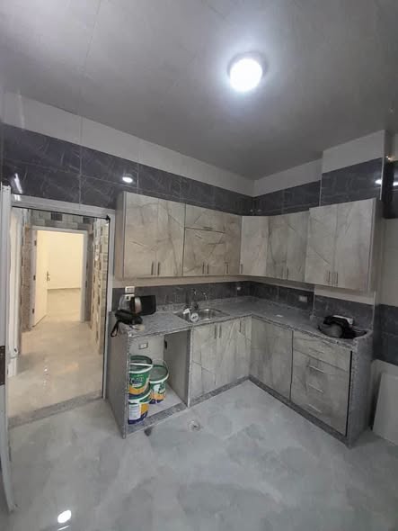 2-Bedroom Apartment for Sale in Moadamiyat al-Sham, Rural Damascus · 120 m² — photo 4