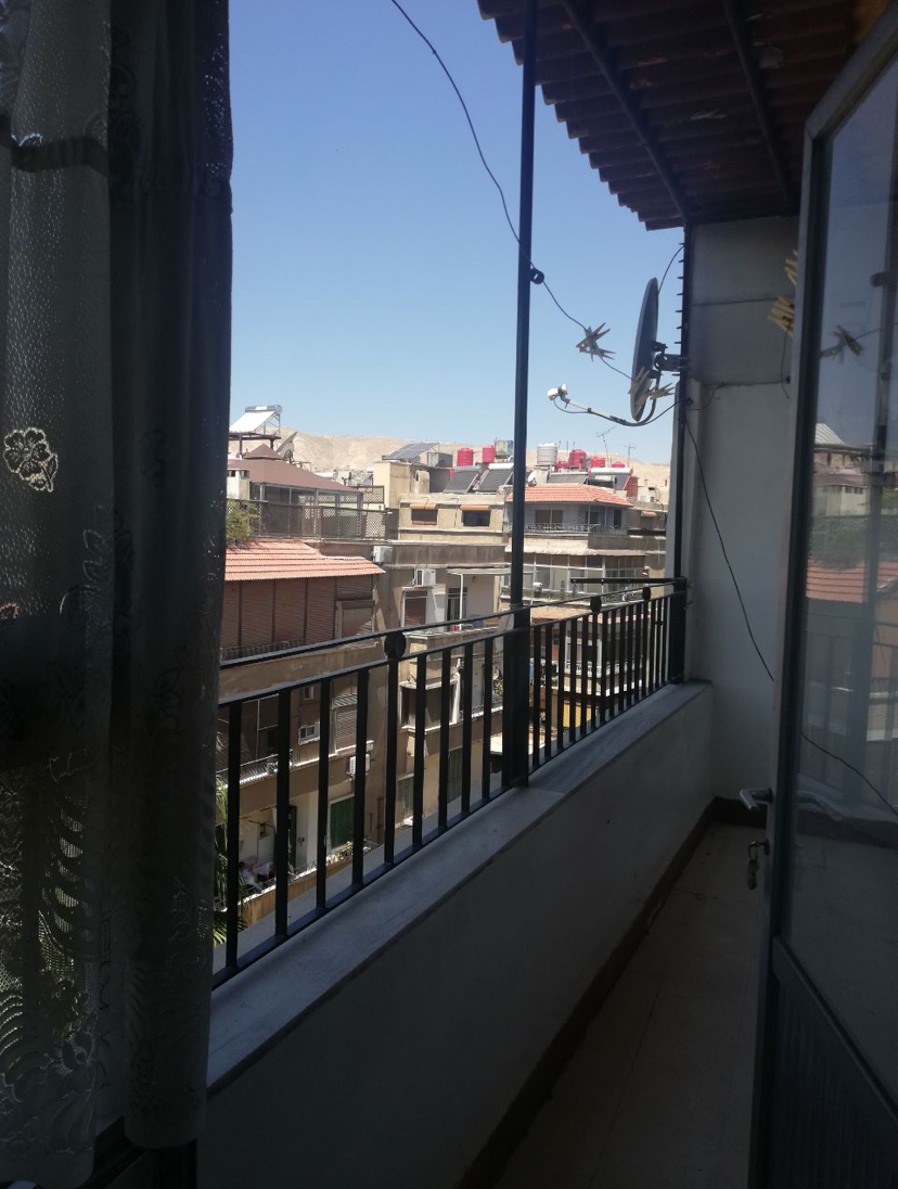 3-Bedroom Apartment for Sale in Sahat al-Tijara, Damascus · 146 m² — photo 4