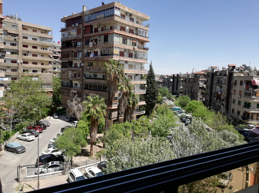 3-Bedroom Apartment for Sale in Sahat al-Tijara, Damascus · 146 m²