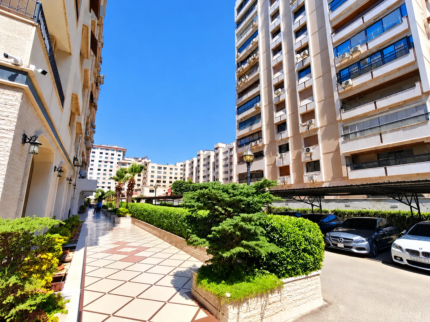 3-Bedroom Apartment for Sale in Damascus · 360 m²
