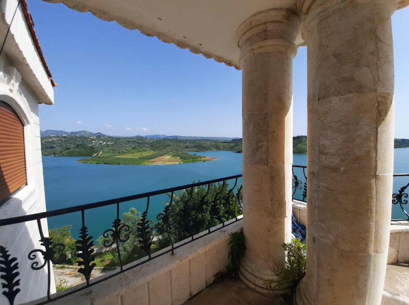 15-Bedroom Chalet for Sale in Latakia · 1,598 m² — photo 3
