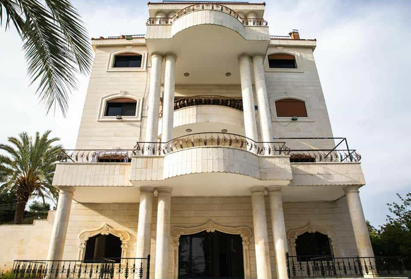 15-Bedroom Chalet for Sale in Latakia · 1,598 m² — photo 8