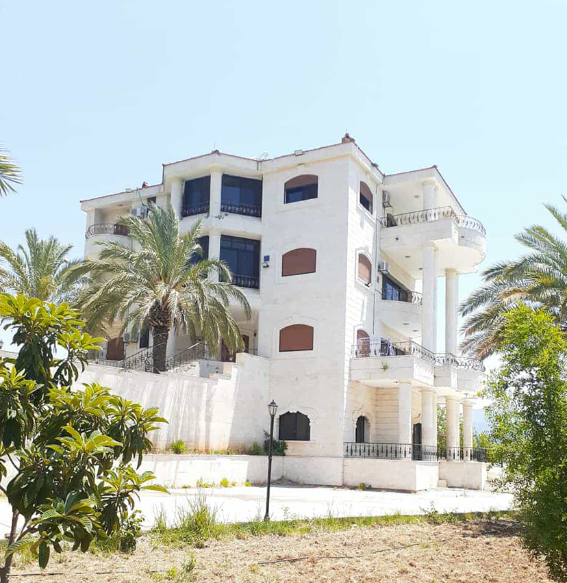15-Bedroom Chalet for Sale in Latakia · 1,598 m² — photo 9